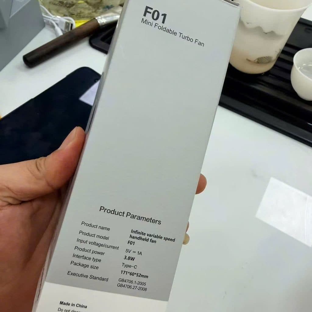 QUẠT CẦM TAY TURBO F01 – ĐIỀU CHỈNH VÔ CẤP, PIN 3000mAh, GẬP GỌN, TẶNG KÈM DÂY ĐEO (màu XÁM )