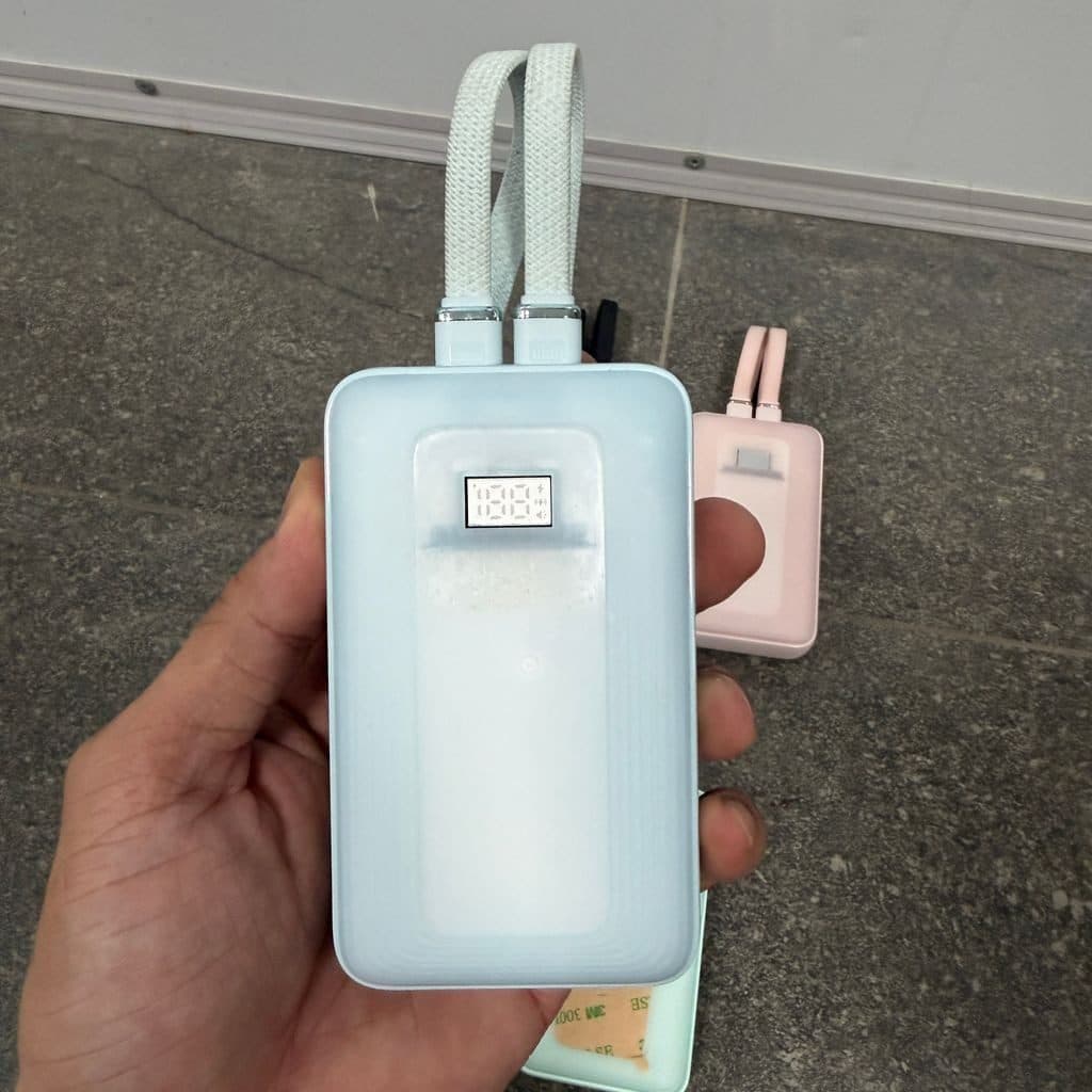 Pin dự phòng 10.000mAh hợp 2 cáp 1L 1C sạc nhanh 30w tích - ko hộp, chưa in logo ( nhà máy Anker )