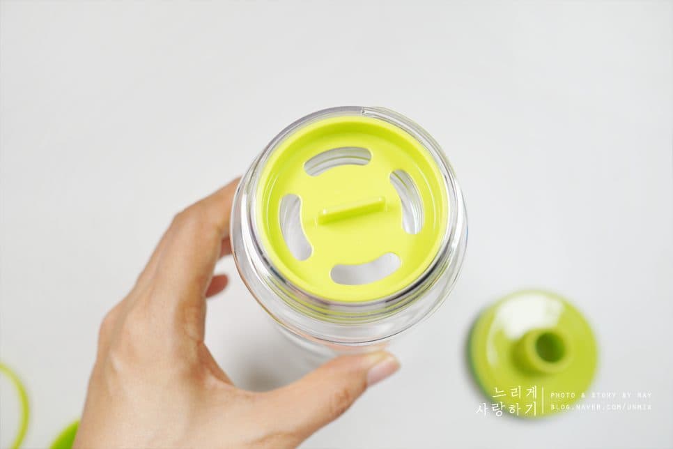 Bình nước cao cấp Lock&Lock 770ml HLC364, có lõi lọc trà, hoa quả detox