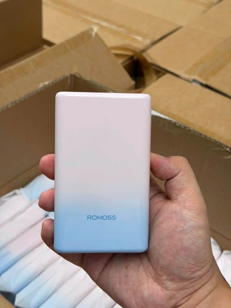 Sạc Dự Phòng Romoss 20.000mAh - Sạc nhanh 30w, kèm dây C-L, màu thời thượng - New nobox
